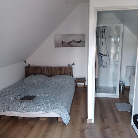Bed and Breakfast A La Campagne, Au Calme Monterolier Exterior foto